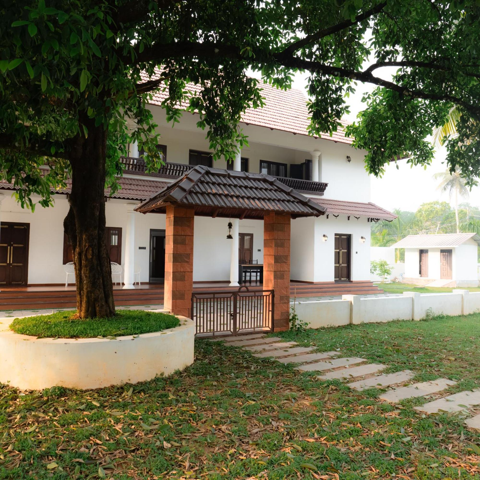 Tamarind Heritage Holiday Home อันกามาลี ภายนอก รูปภาพ