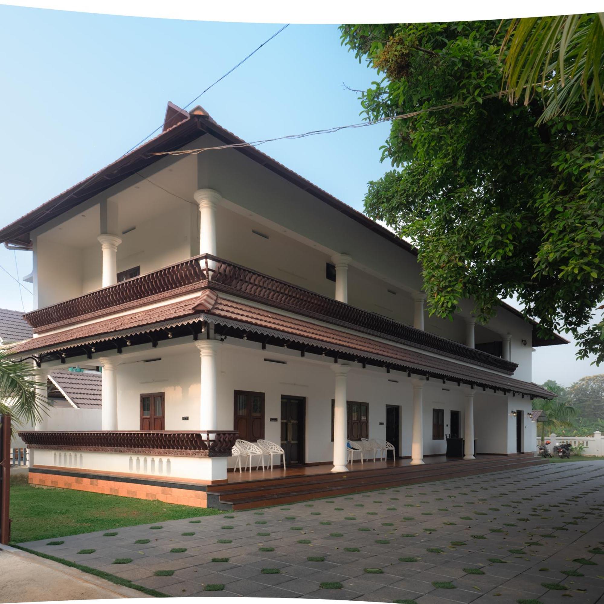 Tamarind Heritage Holiday Home อันกามาลี ภายนอก รูปภาพ