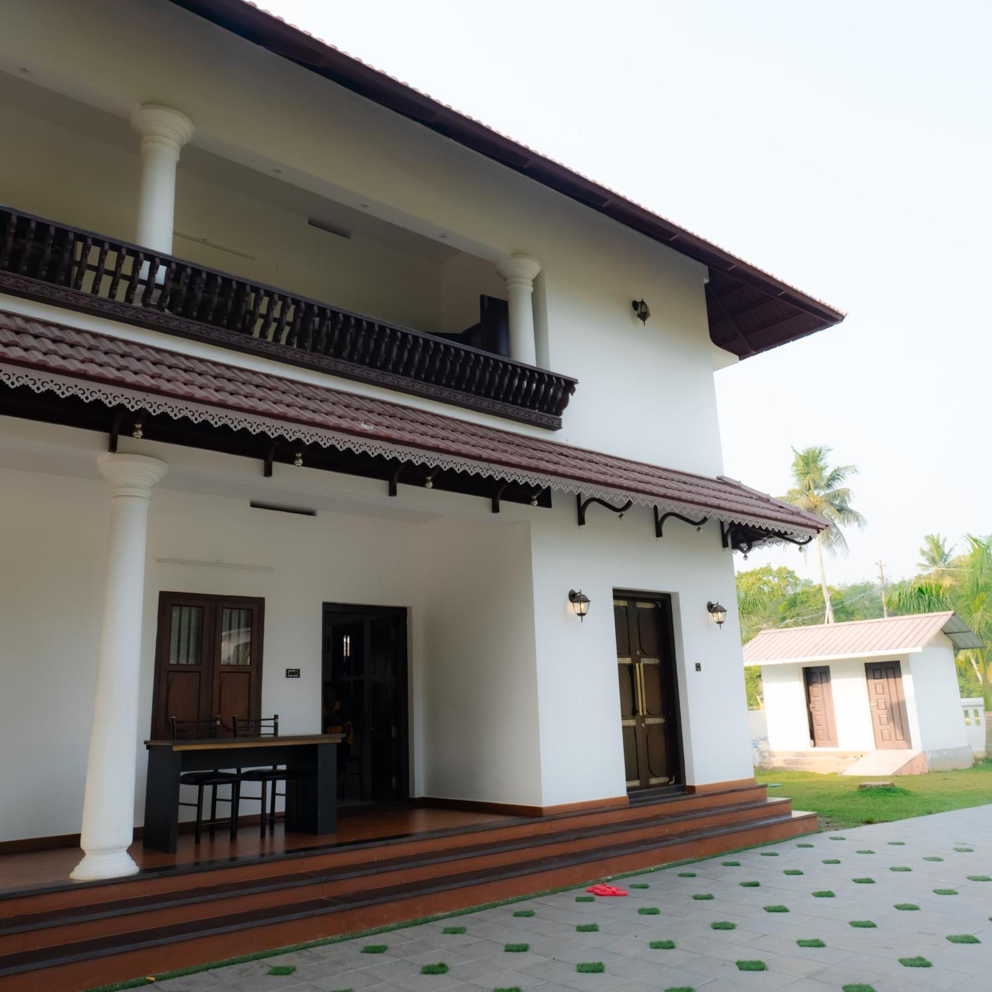 Tamarind Heritage Holiday Home อันกามาลี ภายนอก รูปภาพ
