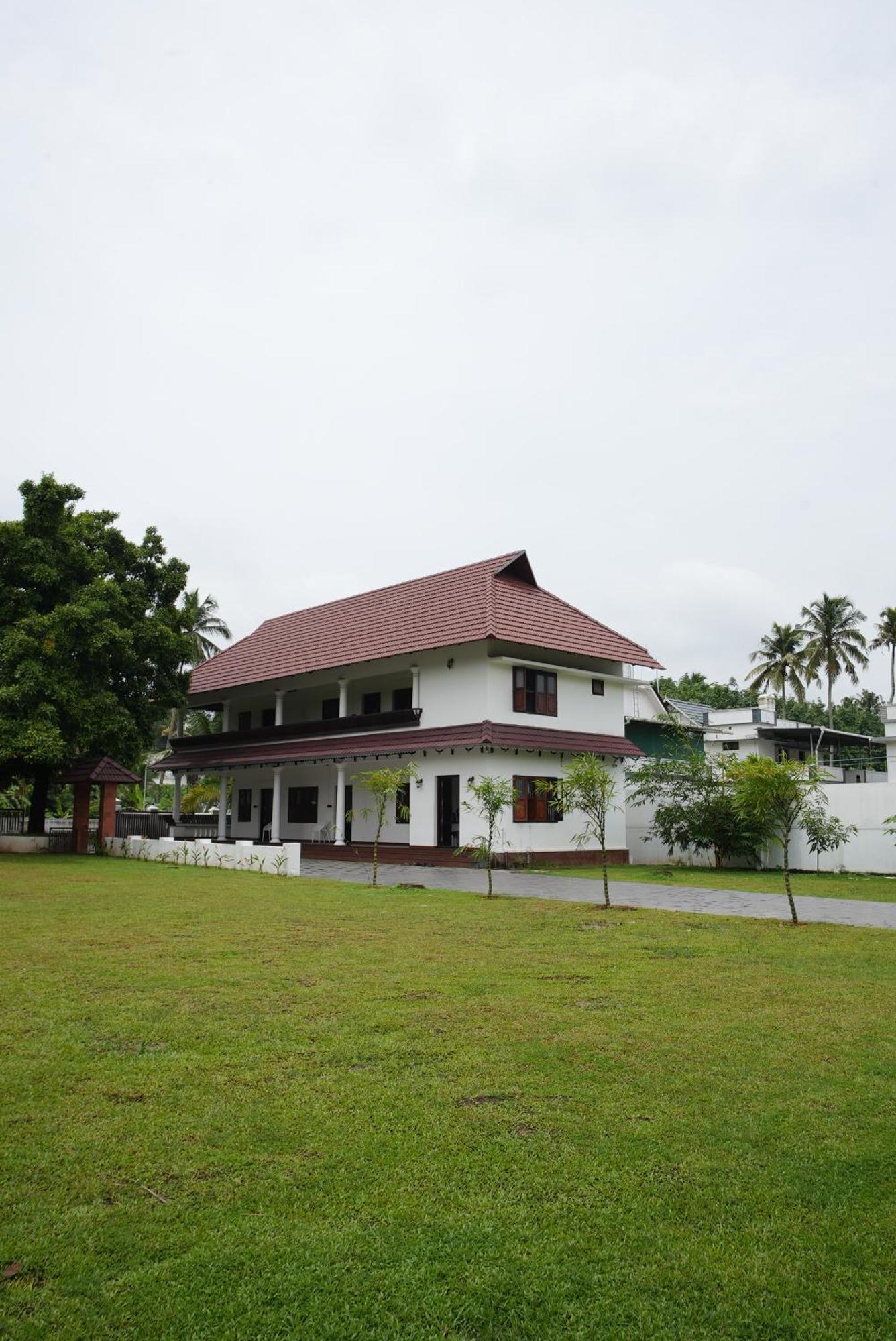 Tamarind Heritage Holiday Home อันกามาลี ภายนอก รูปภาพ